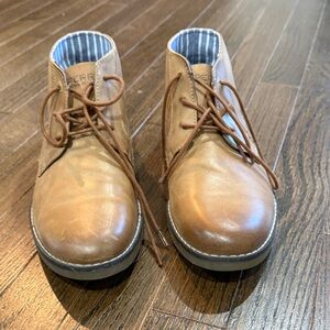 Sperry Topsider chucka boot